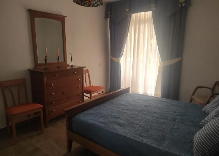 Marina Palace Paraiso *