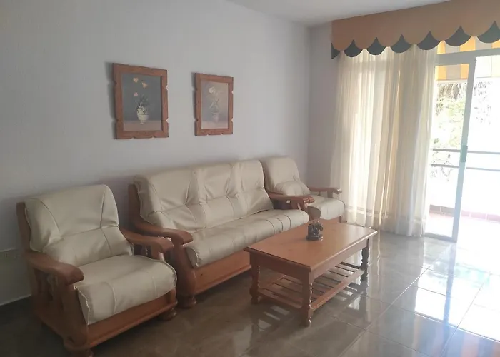 Marina Palace Paraiso Апартаменти Адехе