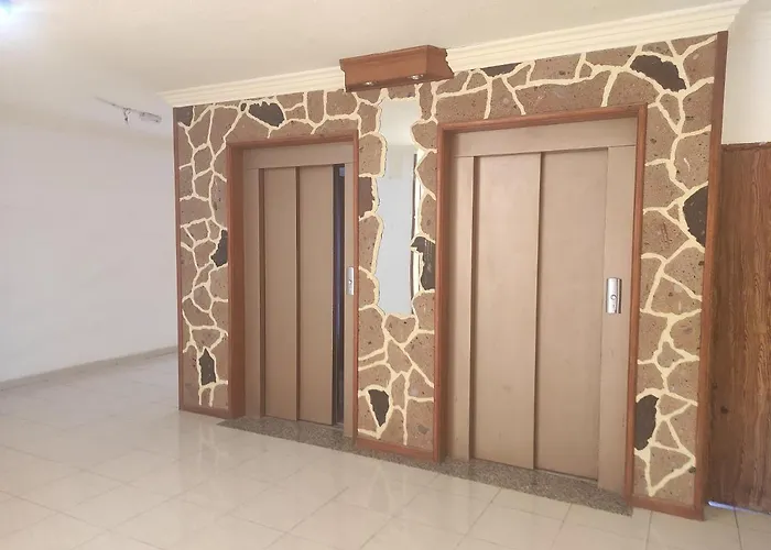 Marina Palace Paraiso Апартаменти *